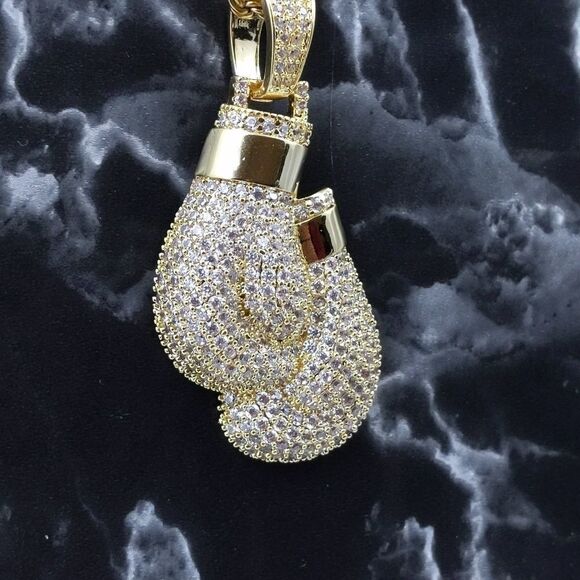 24"Rope Chain - 14K Gold Finish Boxing Gloves - Picture 11 of 13